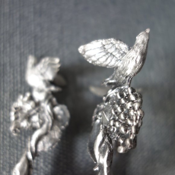 Honey Dispenser with Metal Holder - Picture 7 of 12